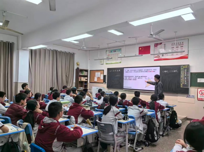 丁乙鹏公开课照片 (1).jpg