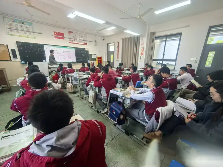 张灵郎公开课.png